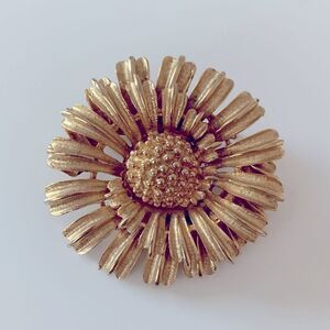 Coro Gold Flower Brooch